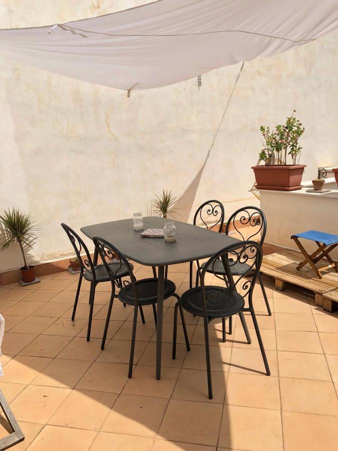 Appartamento Mansardato Nel Cuore Di Palermo - Accesso Terrazza מראה חיצוני תמונה